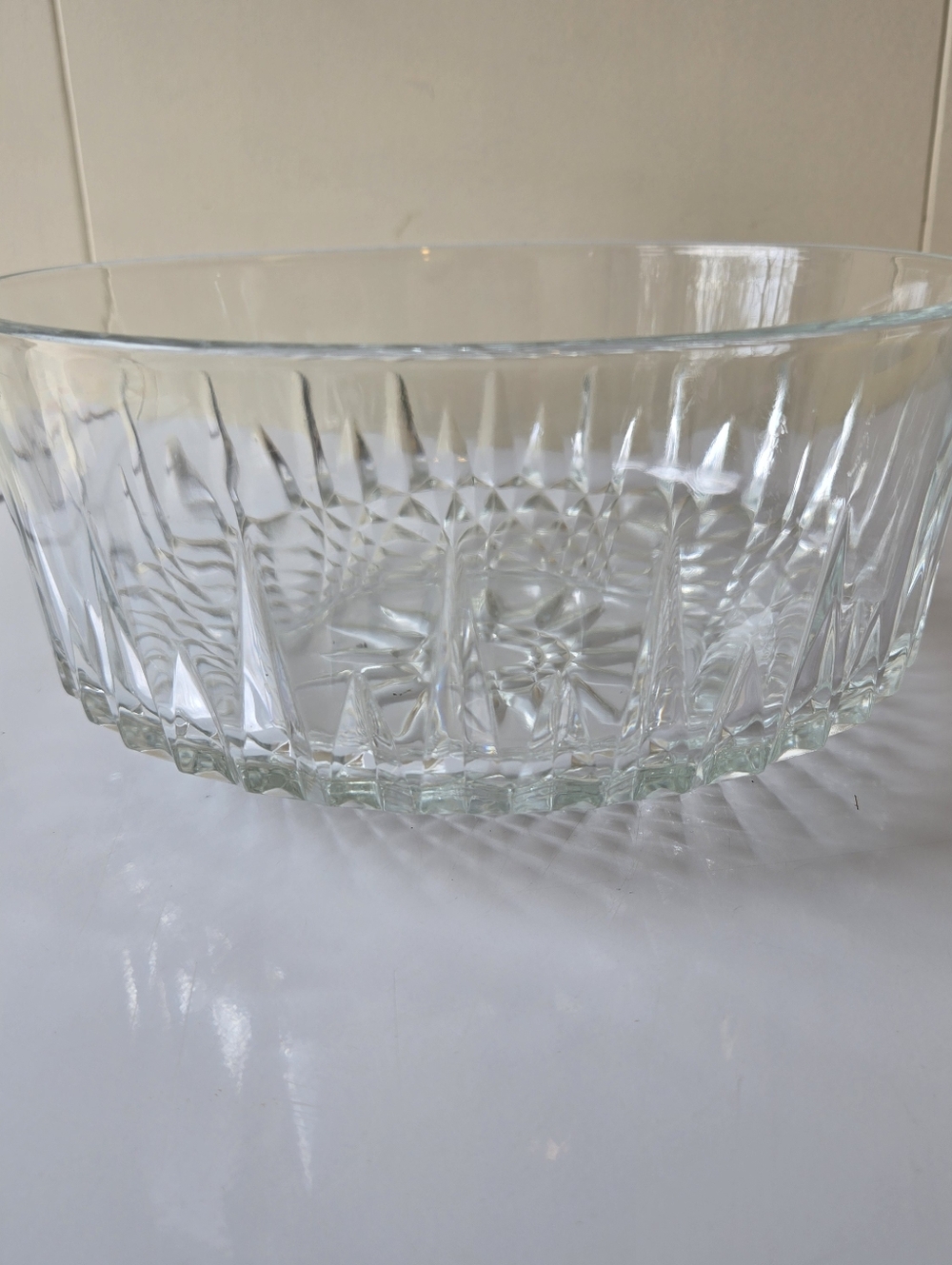 Arcoroc France Clear Cut-Pattern Glass Serving Bowl - Elegant Vintage Host Serve
